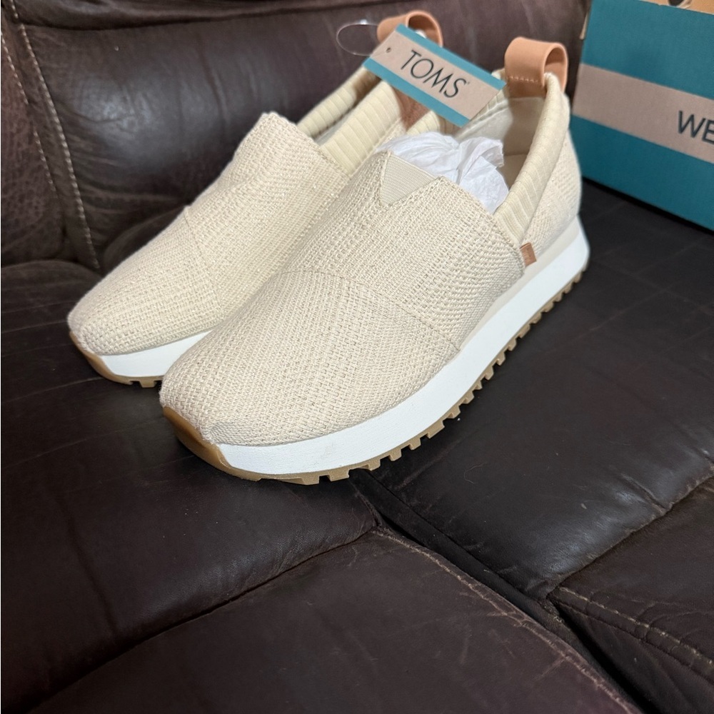 TOMS Women's Cream Textured Sneakers